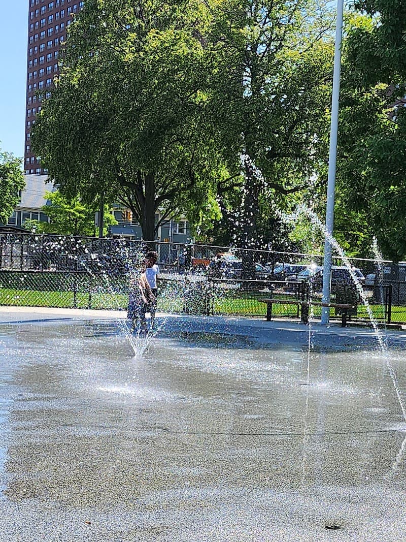 Alfond Spray Deck splash pad