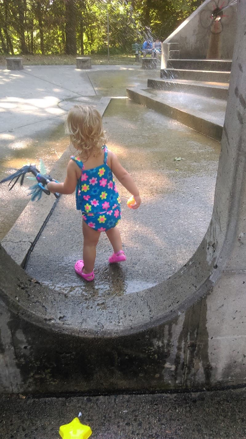 Beat the Heat: Tips to Cool Down in New Haven splash pad