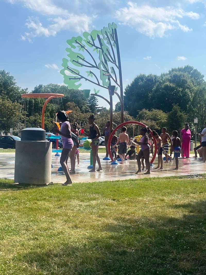 Downtown Splash Pad splash pad