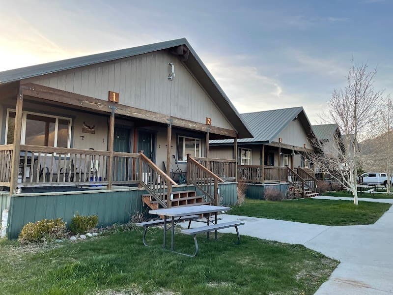Driftwaters Resort in Cameron, Montana
