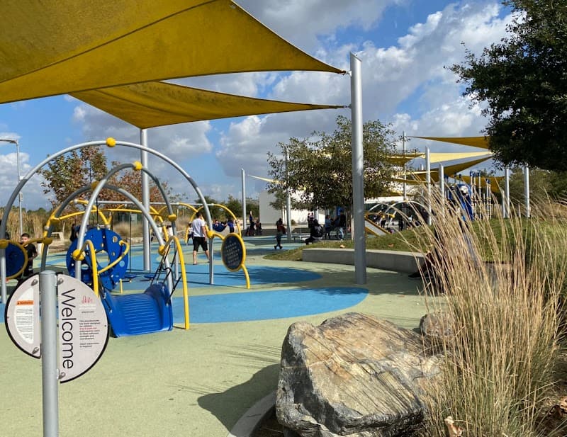 Earvin "Magic" Johnson Recreation Area Splash Pad splash pad