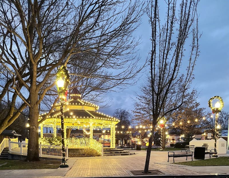 Heritage Park splash pad