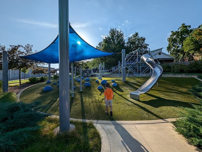 Highland Park Splash Pad in Richmond Heights, Missouri