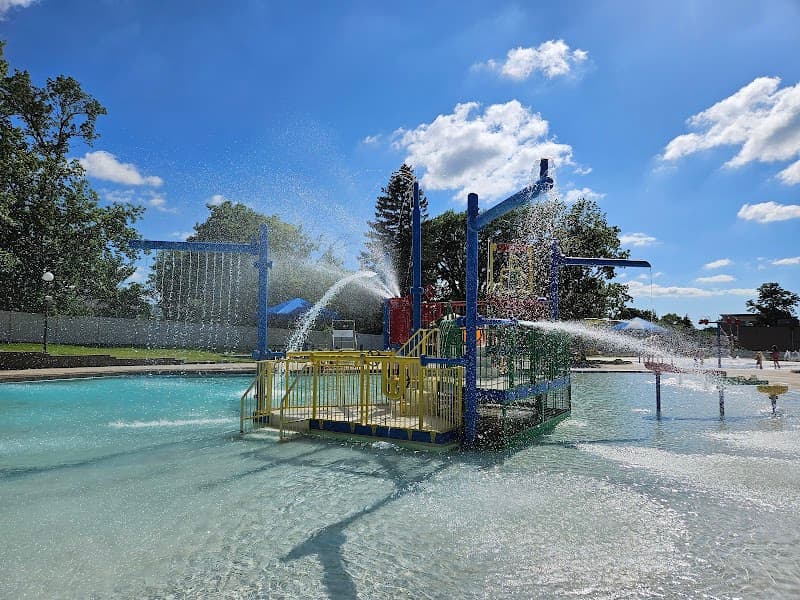 Hillcrest Aquatic Center Splash Pad splash pad