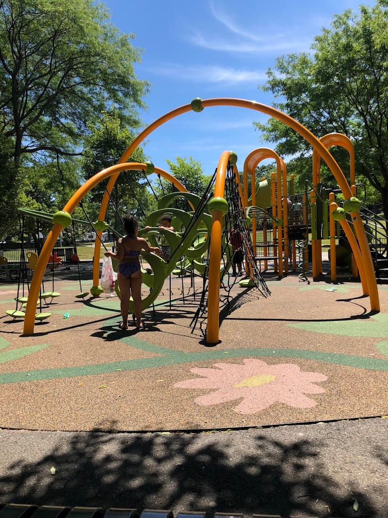Hunt/Almont Playground Splash Pad splash pad