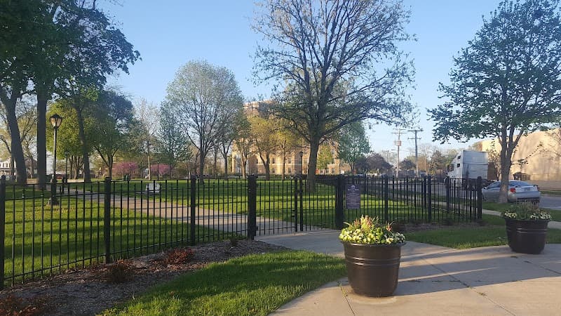 Indian Trail Mini Park Splash Pad in Aurora, Illinois