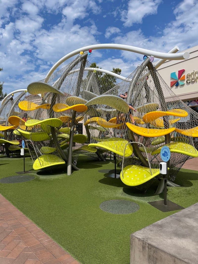 Irvine Spectrum splash pad splash pad
