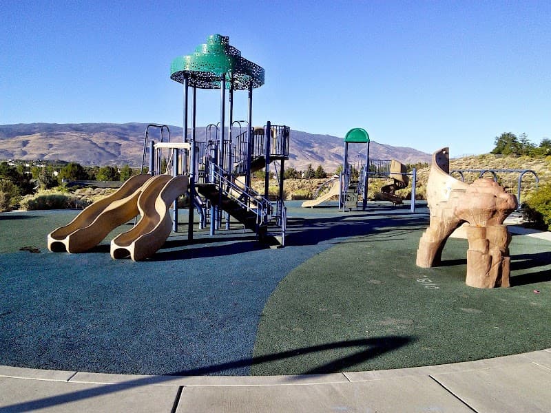 Las Brisas Park splash pad