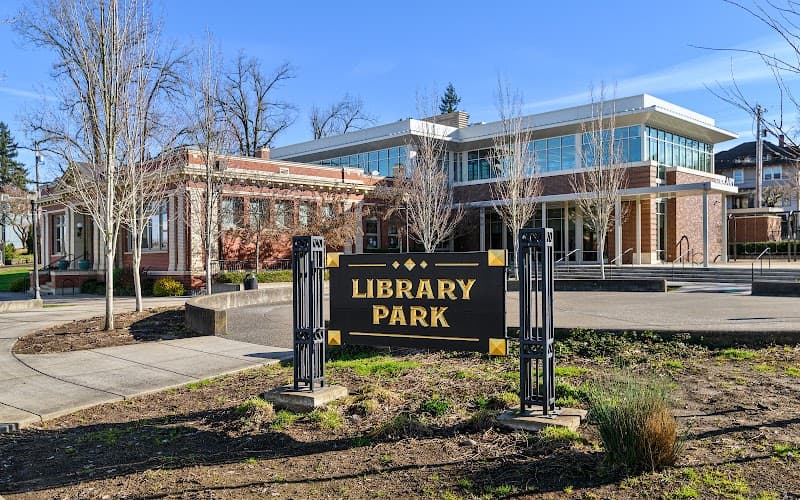 Library Spray Park splash pad
