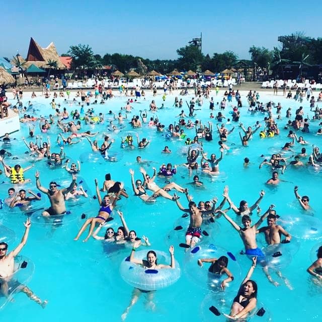 Lost Island Waterpark splash pad