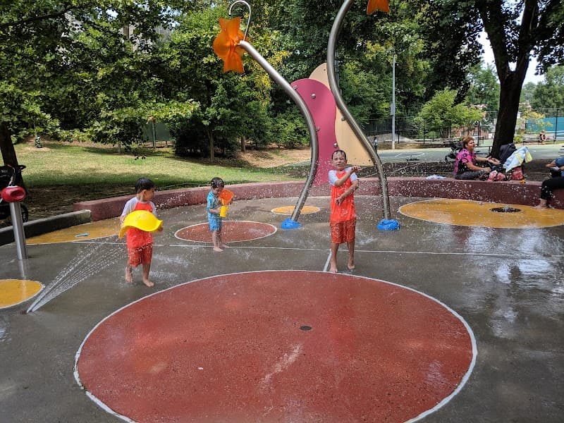 Lyon Village Park Sprayground splash pad