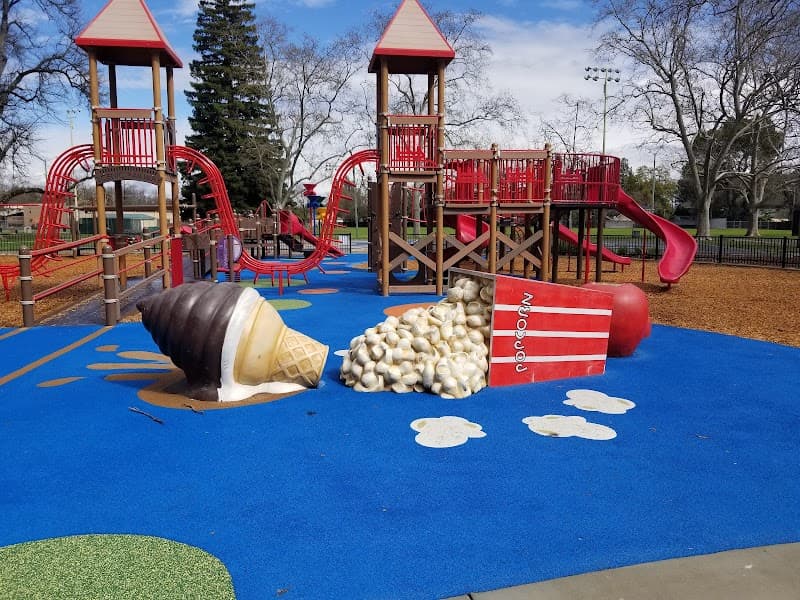 McClatchy Park splash pad