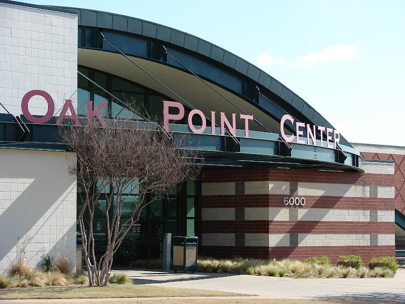 Oak Point Recreation Center splash pad