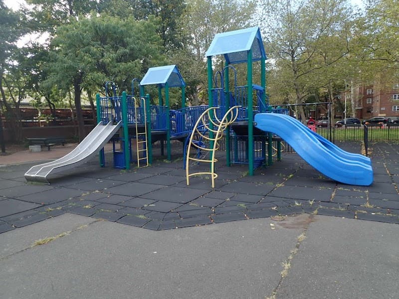 Ravenswood Playground splash pad