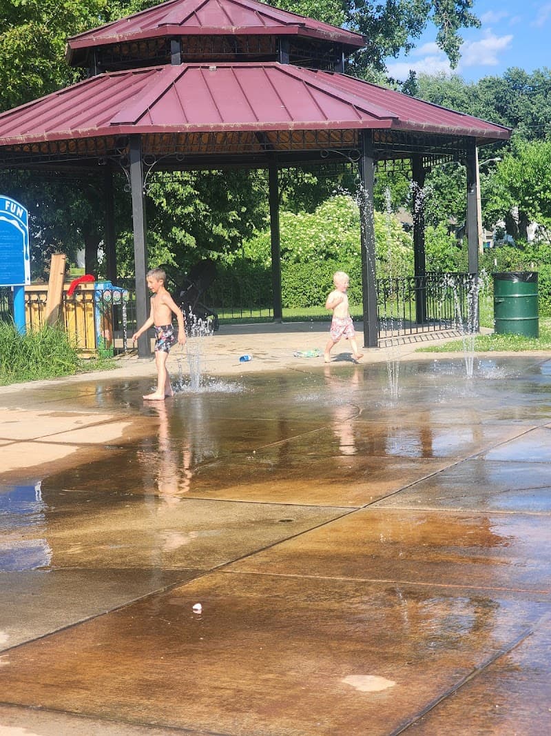 Seymour Park Splashpad splash pad