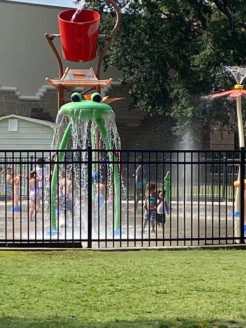 Splash Pad at Kiwanis Recreation Center splash pad