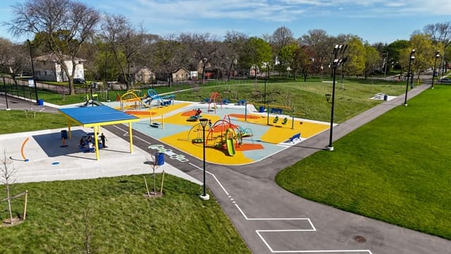 Stark Playfield splash pad
