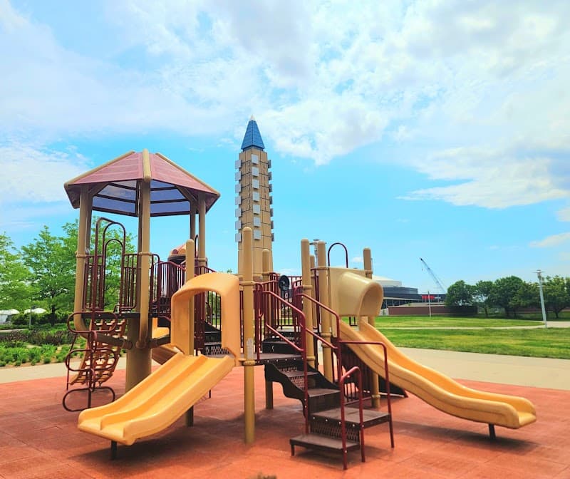 Stinson Park Splash Fountain splash pad