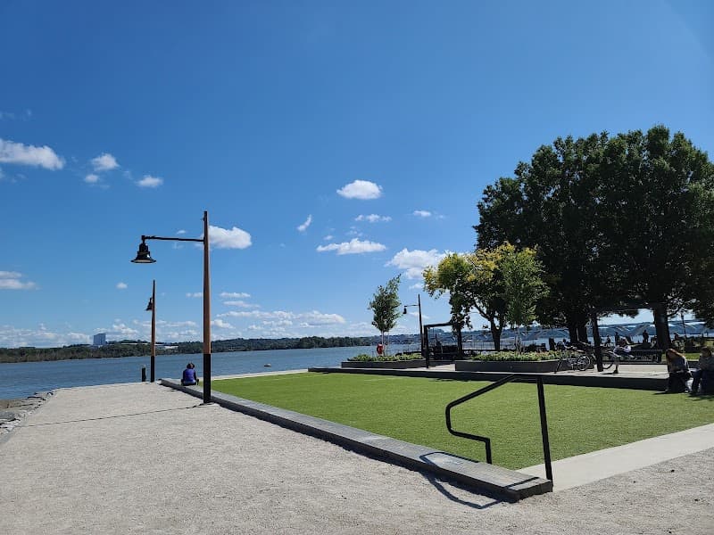 Waterfront Park splash pad