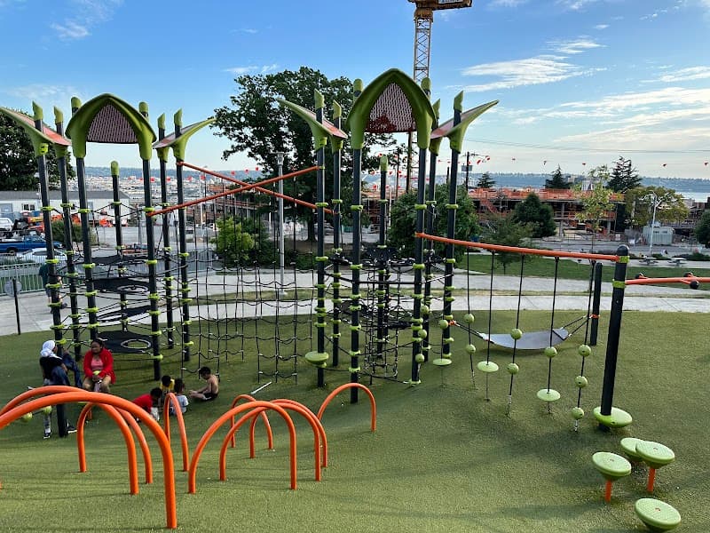 Yesler Terrace Park Spraypark splash pad